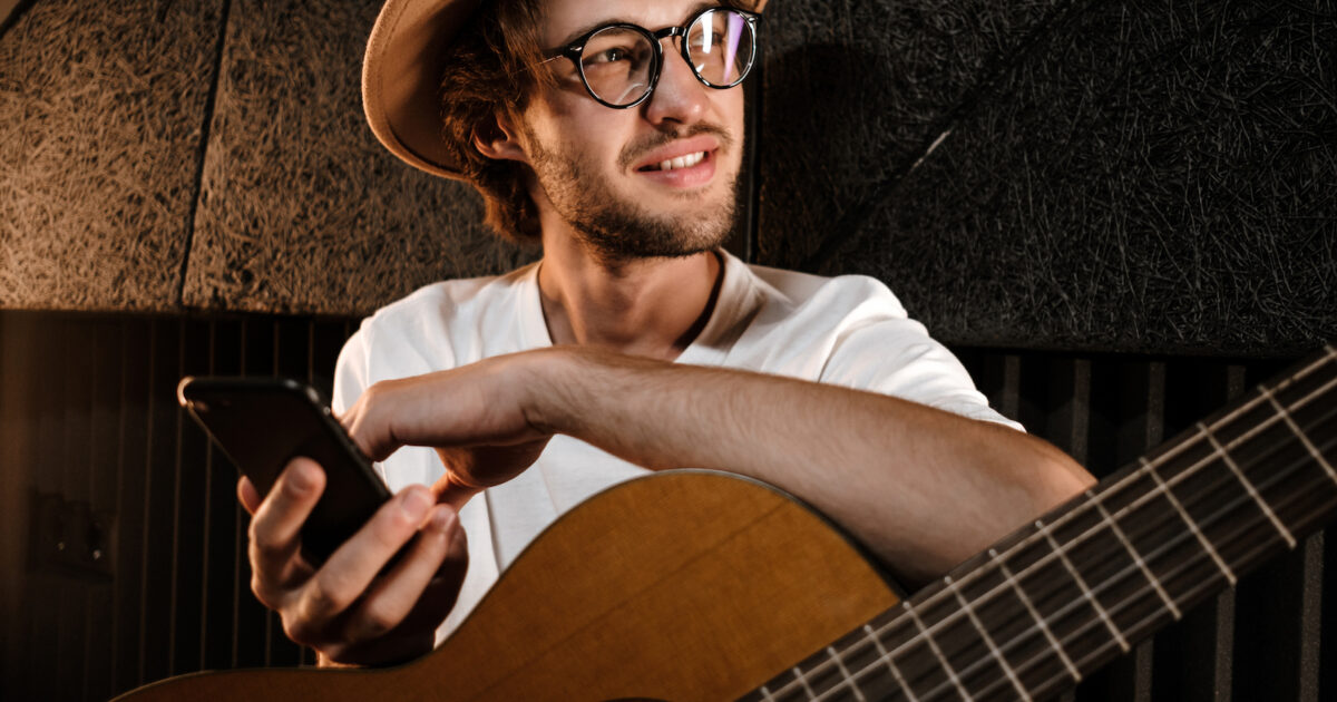 Best Hashtags for Music Artists, Singers & Musicians (2022)